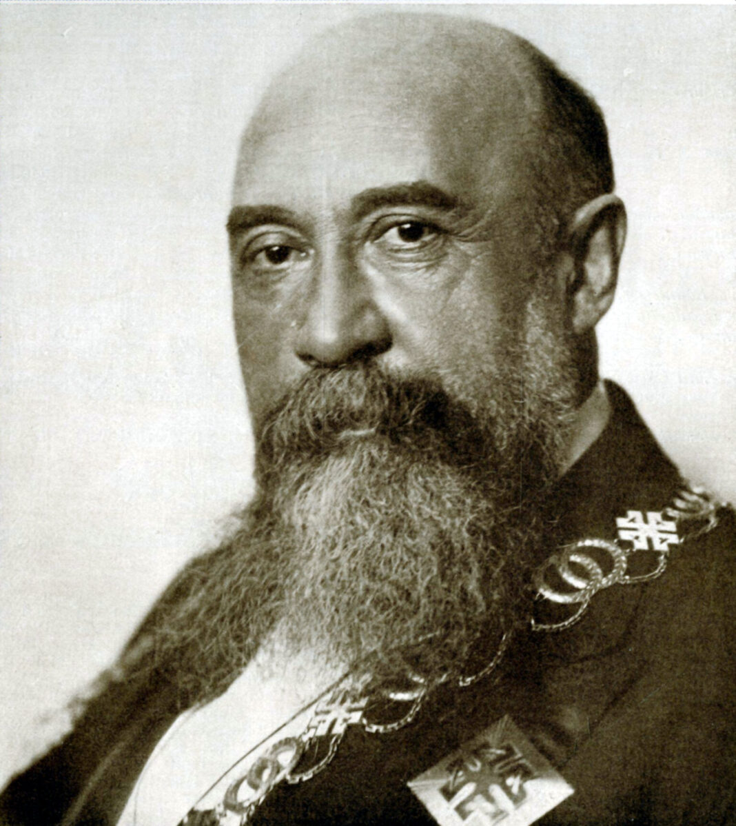 Nicolae Iorga Foto: By Unknown author - dspace.bcucluj.ro, BCUCLUJ_FP_279435_1932_013_003_004.pdf, Public Domain, https://commons.wikimedia.org/w/index.php?curid=83544332