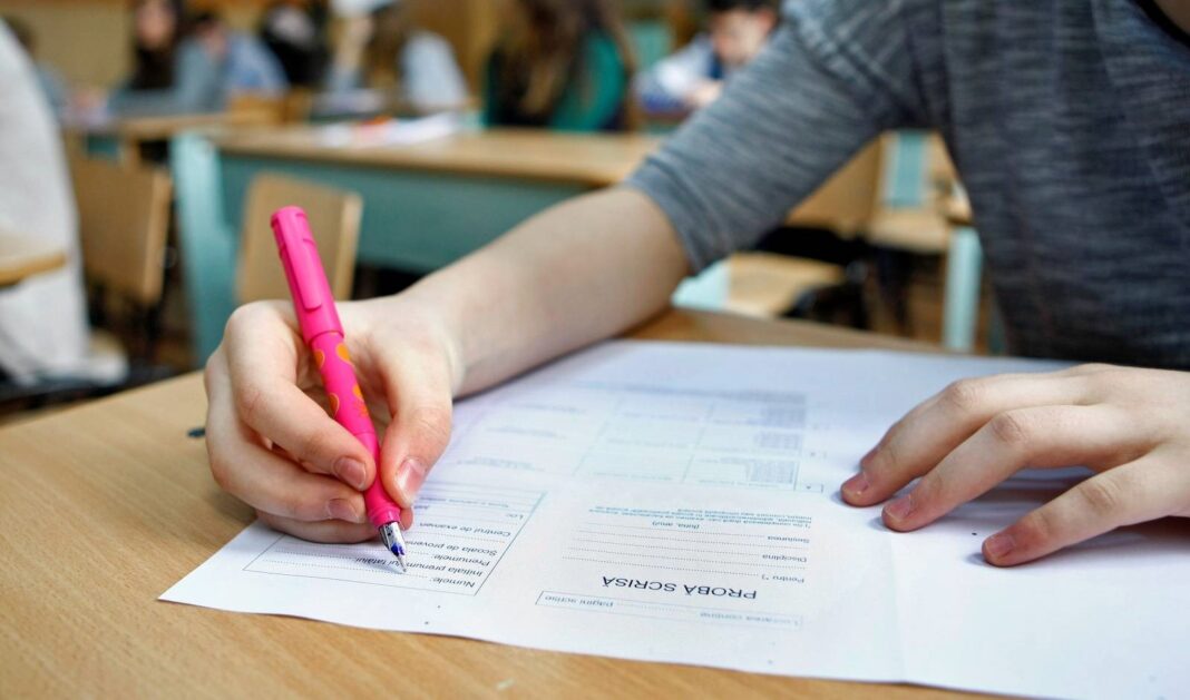 Începe simularea examenului de Bacalaureat 2025